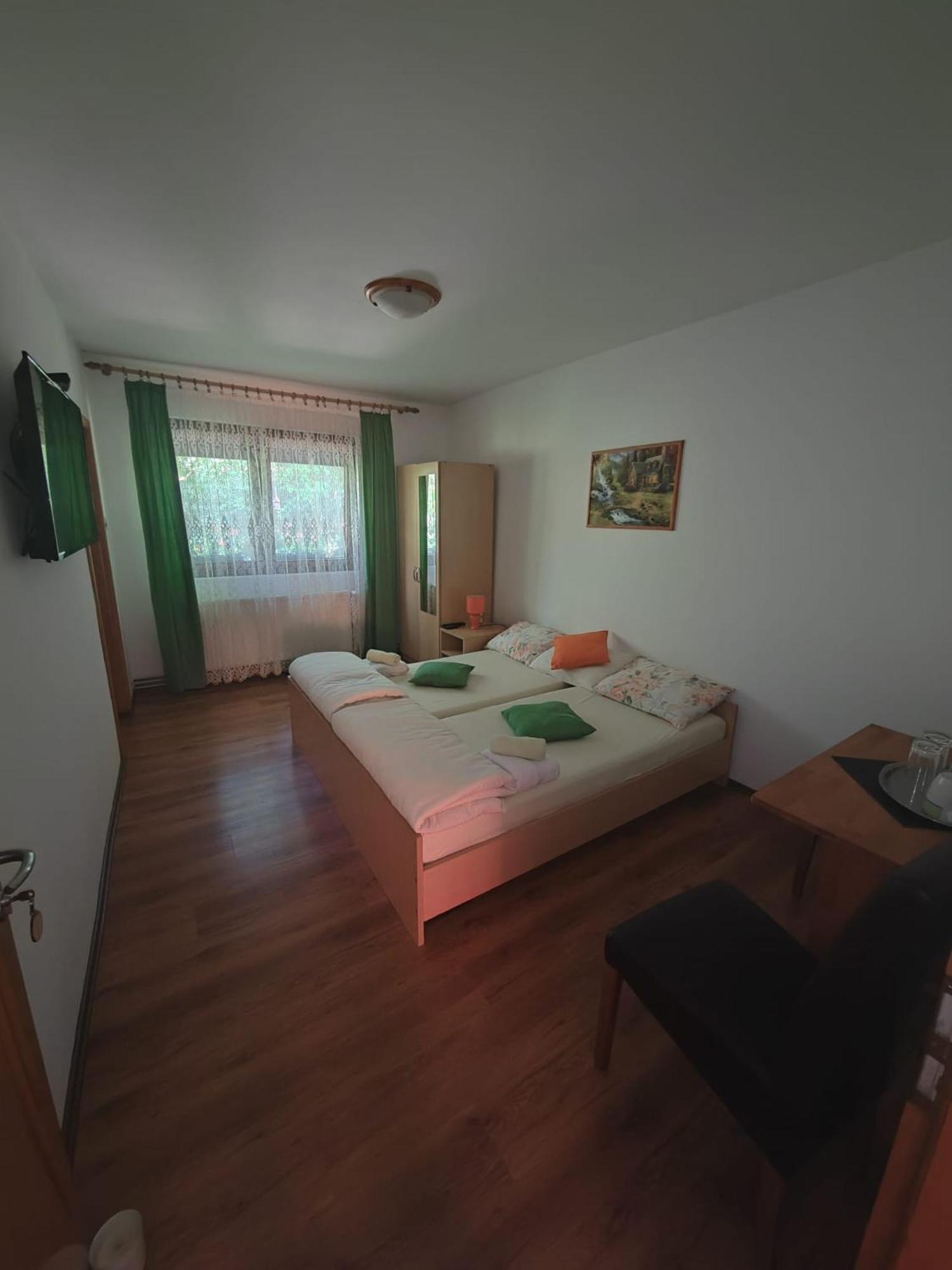 Stari Mlin Hotel Korenica Exterior photo