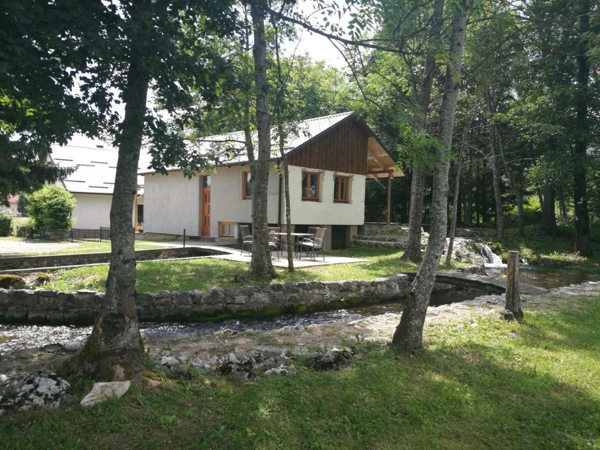 Stari Mlin Hotel Korenica Exterior photo